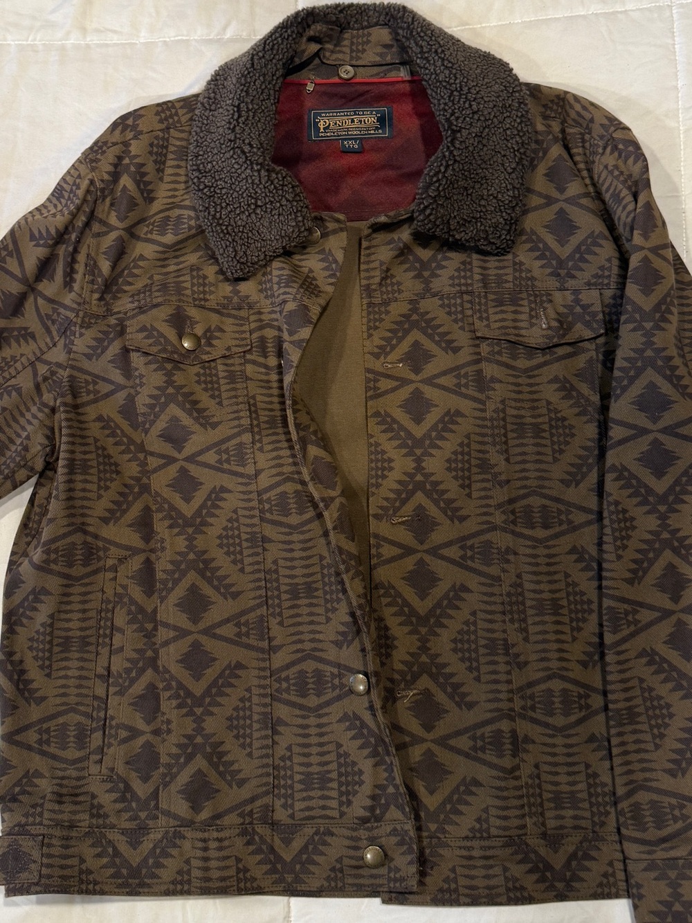 Pendleton Men's Brown Patterned Jacket with Sherpa Collar